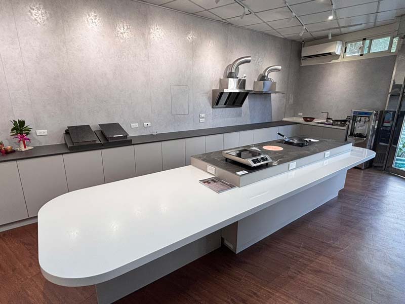 Qun Ge｜EASY Authorized Dealer – Changhua